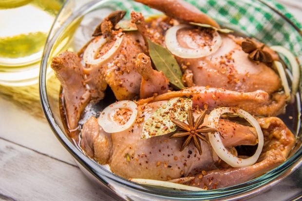 Marinade for quails in the oven 