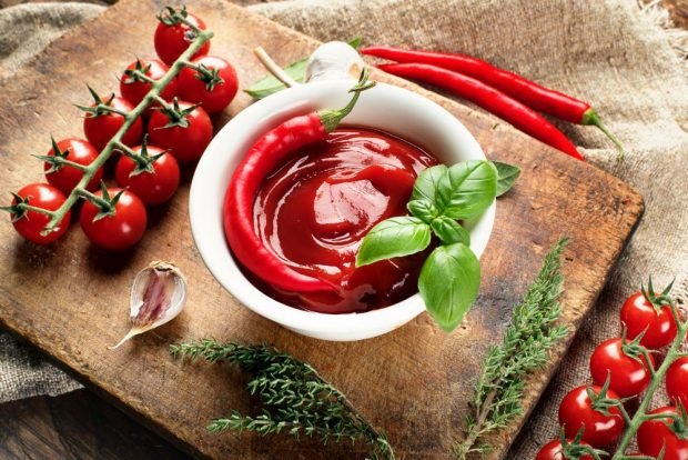 Spicy ketchup – a simple and delicious recipe, how to cook step by step