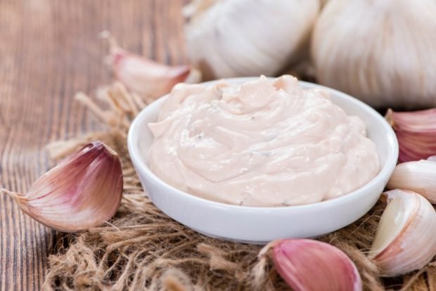 Garlic sauce with mayonnaise is a simple and delicious recipe for cooking step by step