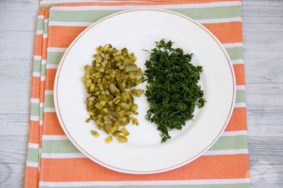 Homemade tartar sauce: photo of recipe preparation, step 1