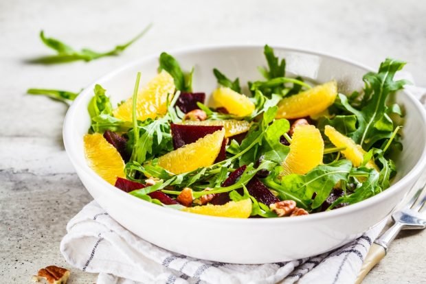 Salad with beetroot and oranges