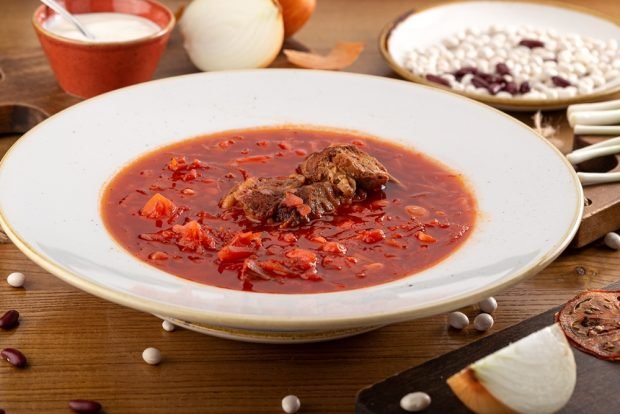 Ukrainian borscht with beans in a slow cooker