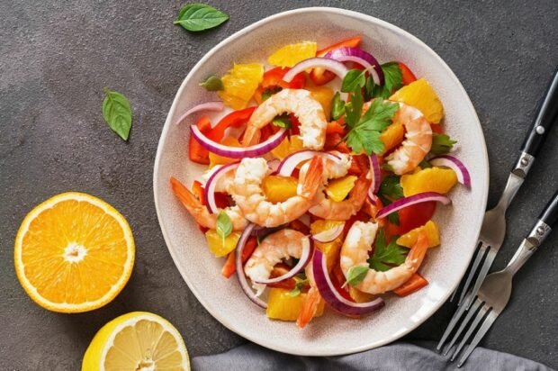 Ceviche salad with shrimp 