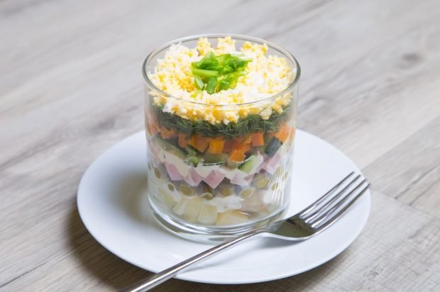 Layered salad 