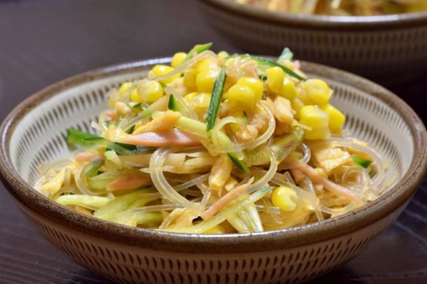 Salad of funchosa, ham, corn and cucumbers – a simple and delicious recipe, how to cook step by step