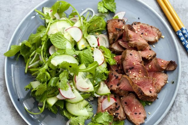 Beef and radish salad is a simple and delicious recipe, how to cook step by step