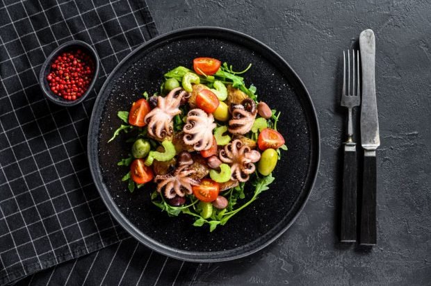 Salad of pickled octopus, champignons and arugula – a simple and delicious recipe, how to cook step by step