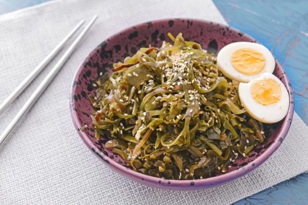 Seaweed salad with rice vinegar is a simple and delicious recipe, how to cook step by step