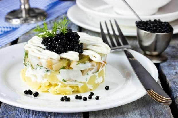 Puff salad with smoked squid and caviar – a simple and delicious recipe, how to cook step by step