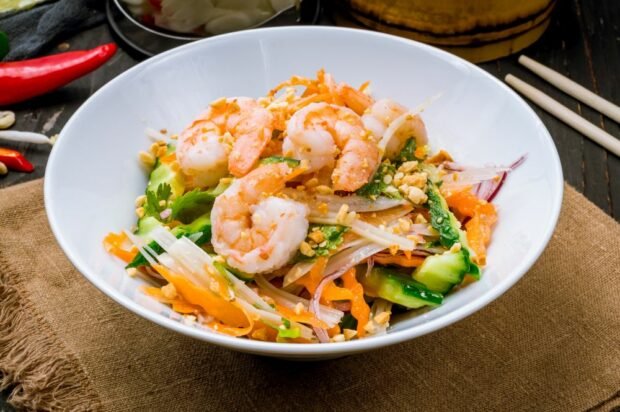 Salad with shrimps, pickled onions and carrots – a simple and delicious recipe, how to cook step by step