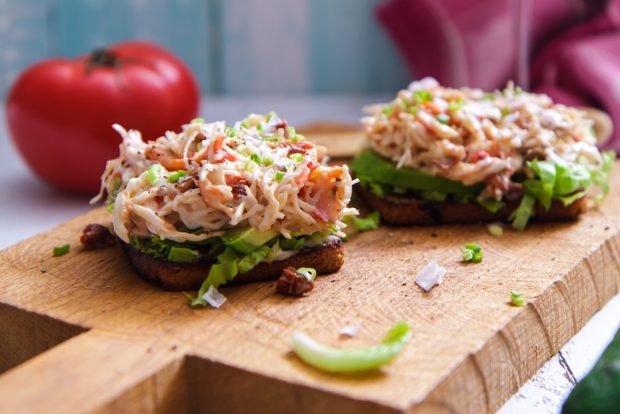 Salad with crab meat and Korean carrots