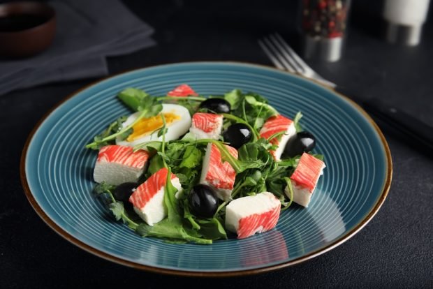 Salad with crab sticks and arugula – a simple and delicious recipe, how to cook step by step