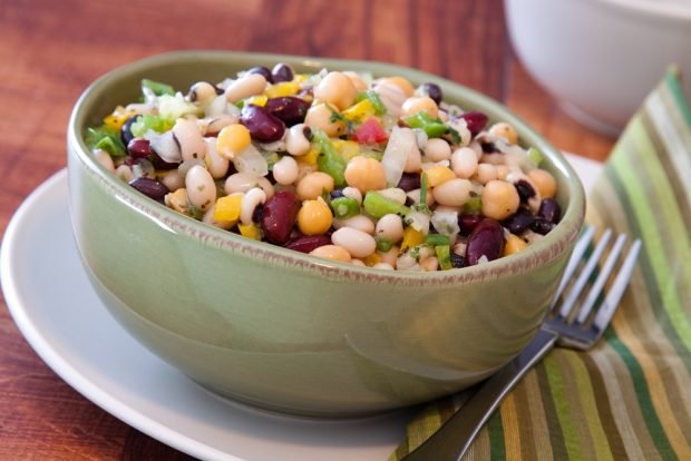 Salad with beans and chickpeas – a simple and delicious recipe, how to cook step by step