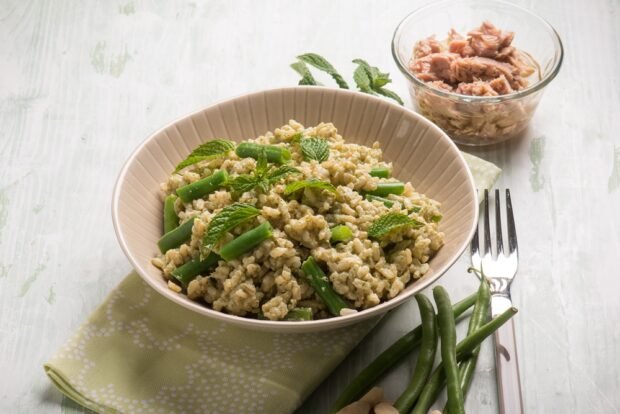 Salad with tuna and string beans