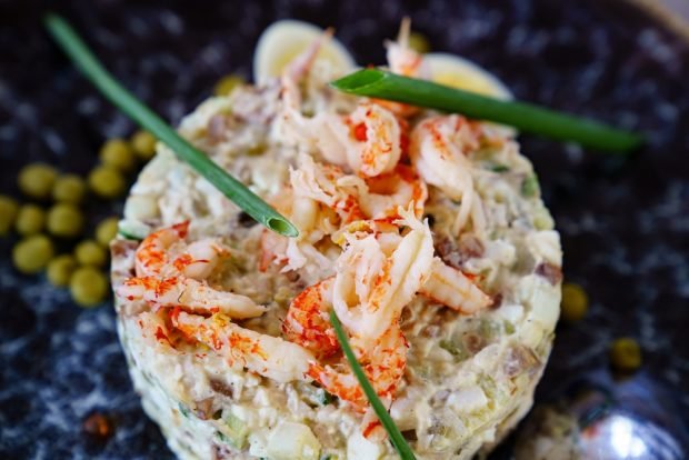 Salad with crab meat and canned peas