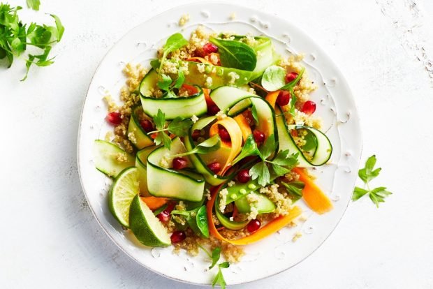 Salad with vegetables and quinoa is a simple and delicious recipe, how to cook step by step