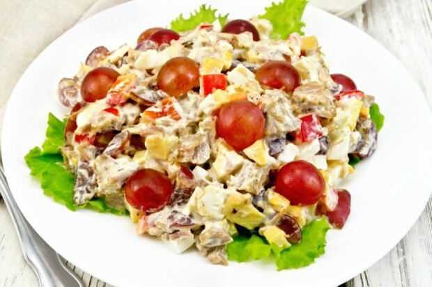 Salad with meat, mushrooms and grapes – a simple and delicious recipe, how to cook step by step