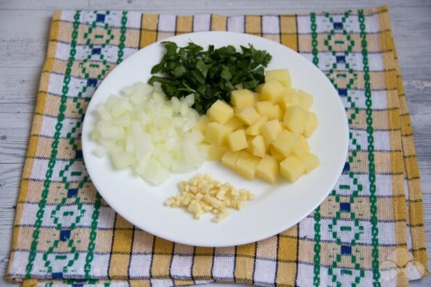 Pea soup with crackers: photo of recipe preparation, step 3