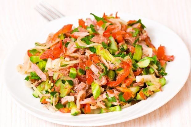 Meat salad with vegetables is a simple and delicious recipe, how to cook step by step