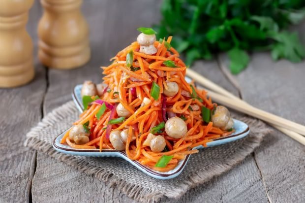 Salad of Korean carrots and pickled mushrooms