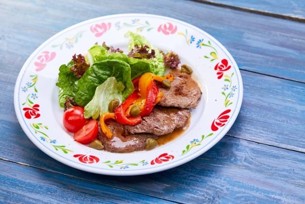 Salad with beef and capers is a simple and delicious recipe, how to cook step by step