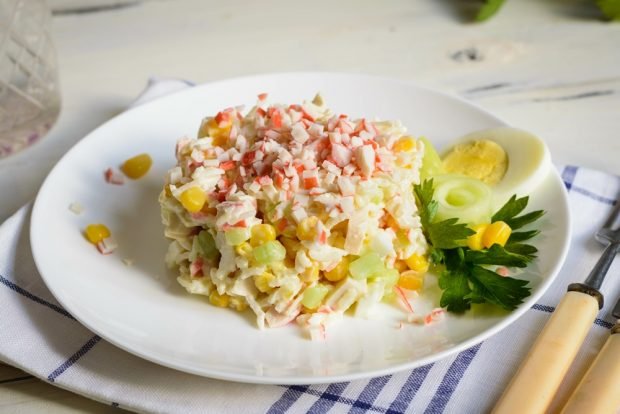 Quick crab salad with celery