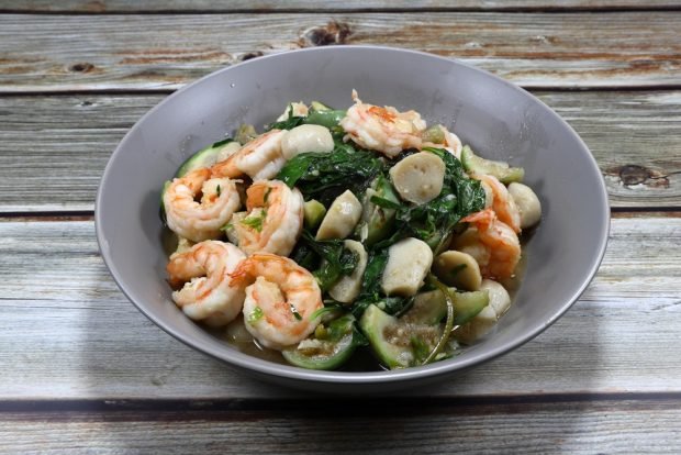 Salad with shrimp and mushrooms – a simple and delicious recipe, how to cook step by step