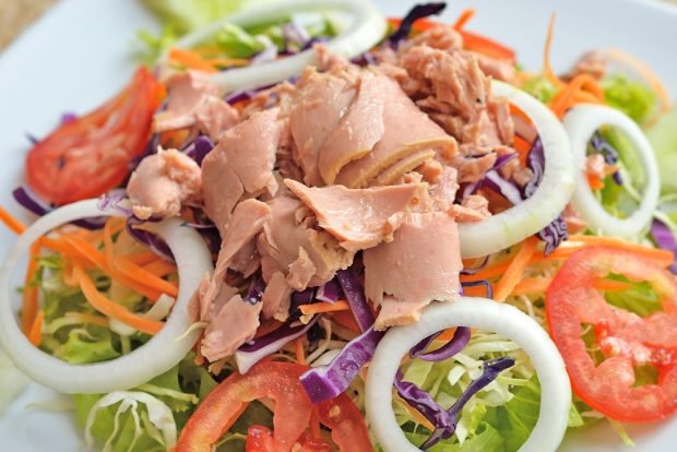 Salad with carrots, cabbage and tuna – a simple and delicious recipe, how to cook step by step