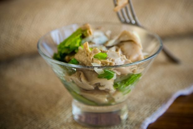 Cocktail salad with mushrooms and lettuce