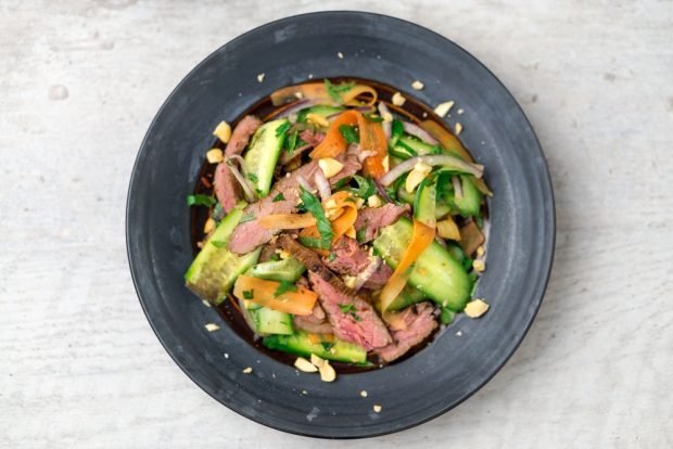 Salad with cucumbers, carrots and beef – a simple and delicious recipe, how to cook step by step