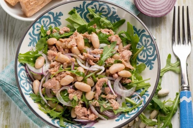 Salad with arugula, tuna and beans – a simple and delicious recipe, how to cook step by step