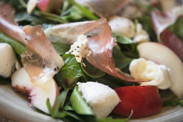 Salad with ham and peaches – a simple and delicious recipe, how to cook step by step