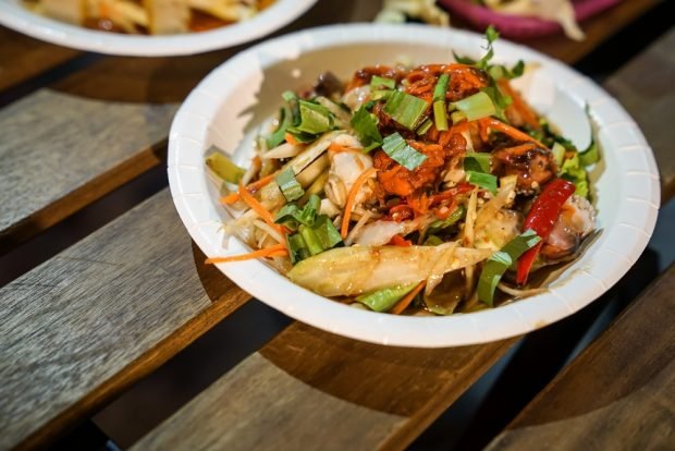 Sea salad with Korean carrots