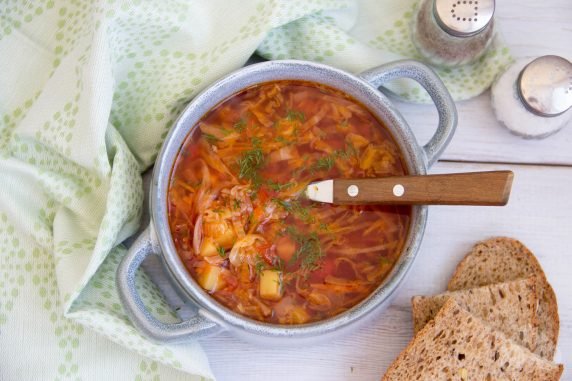 Ukrainian borscht: photo of recipe preparation, step 10