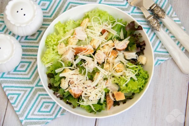 Caesar Salad with smoked chicken