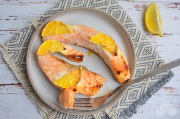 Salmon with lemon and honey in the oven: photo of recipe preparation, step 6