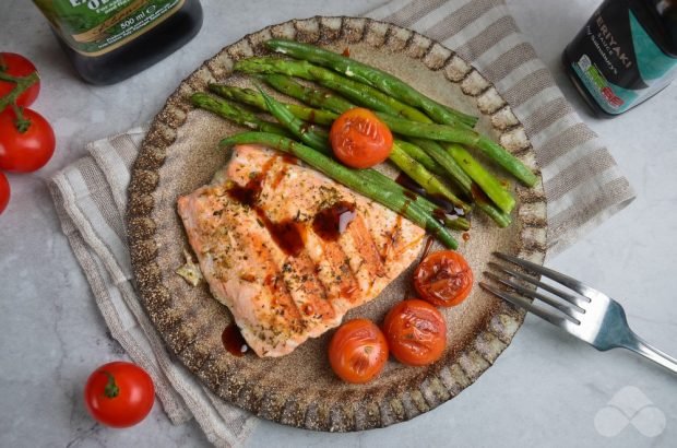 Salmon with vegetables on an electric grill – a simple and delicious recipe with photos (step by step)