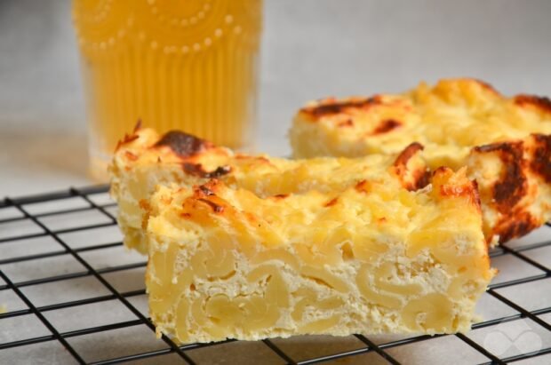 Cottage cheese casserole with pasta