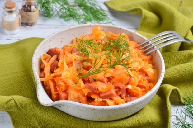 Stewed cabbage with smoked sausage and tomato juice