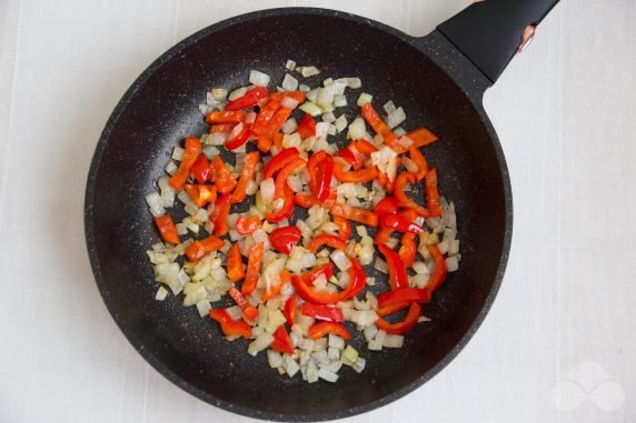 Vegetable stew with fish and olives: photo of recipe preparation, step 4