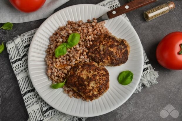 Beef patties with bread and milk: photo of recipe preparation, step 8