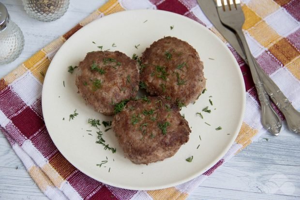 Cutlets with semolina – a simple and delicious recipe with photos (step by step)