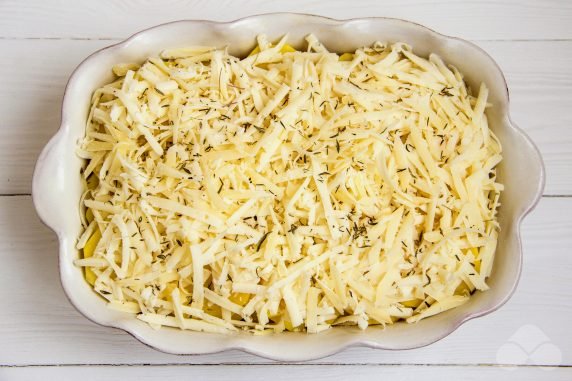 Potato casserole with chicken and cream: photo of recipe preparation, step 4