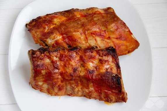 Simple pork ribs in the oven in foil with garlic: photo of recipe preparation, step 4