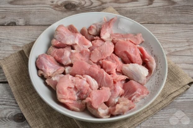 Pork with vegetables in tomato: photo of recipe preparation, step 1