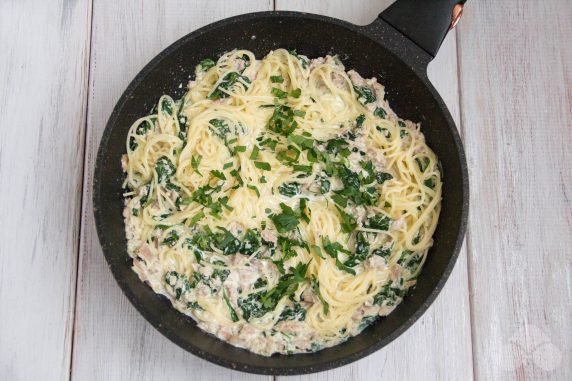 Pasta with tuna and spinach: photo of recipe preparation, step 6