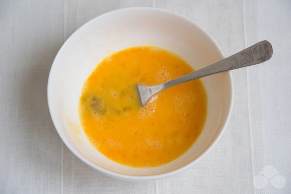 Pozharsky cutlets with butter: photo of recipe preparation, step 4