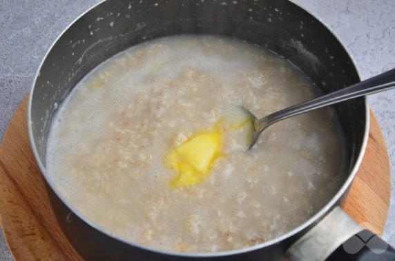 Oatmeal porridge on water: photo of recipe preparation, step 3