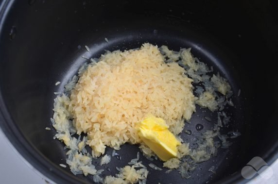 Crumbly rice in a slow cooker: photo of recipe preparation, step 2