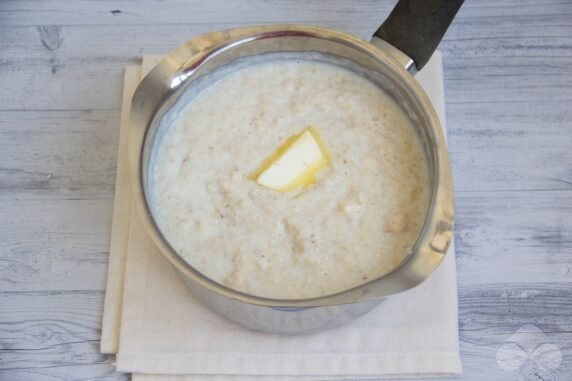 Oatmeal porridge with banana: photo of recipe preparation, step 6